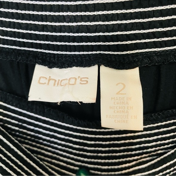 Chico’s woman over the shoulder casual dress size 2 Medium black flowy minimal - Picture 8 of 9
